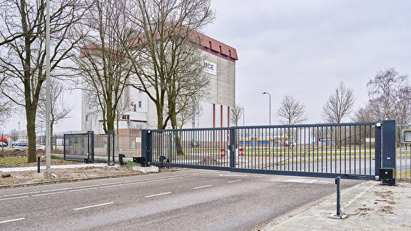 XL vleugelpoort