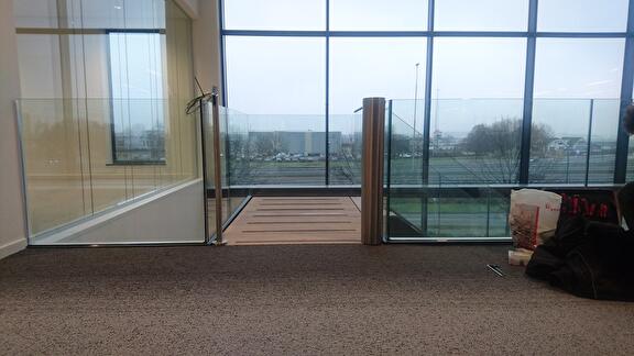 MiVa Doelgroep hek automatisch design glas