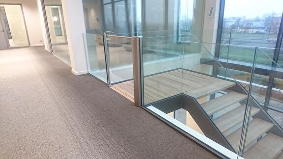 MiVa Doelgroep hek automatisch design glas
