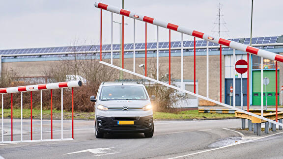 slagboom met rok 